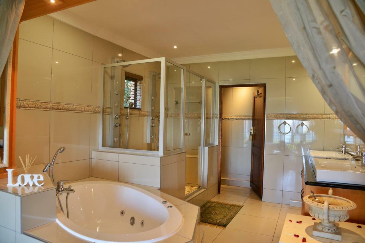 Stirling Manor Boutique Guest House Hartbeespoort Eksteriør billede