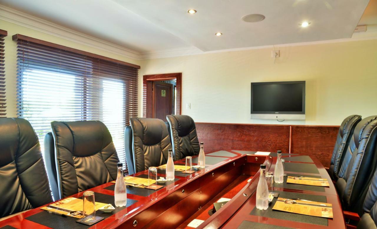 Stirling Manor Boutique Guest House Hartbeespoort Eksteriør billede